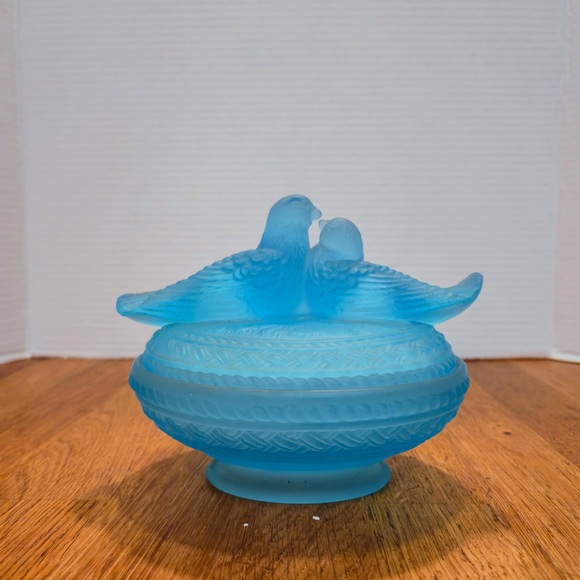 Westmoreland Other - Vintage Westmoreland Love Birds on Nest Covered Dish, Satin Blue Glass